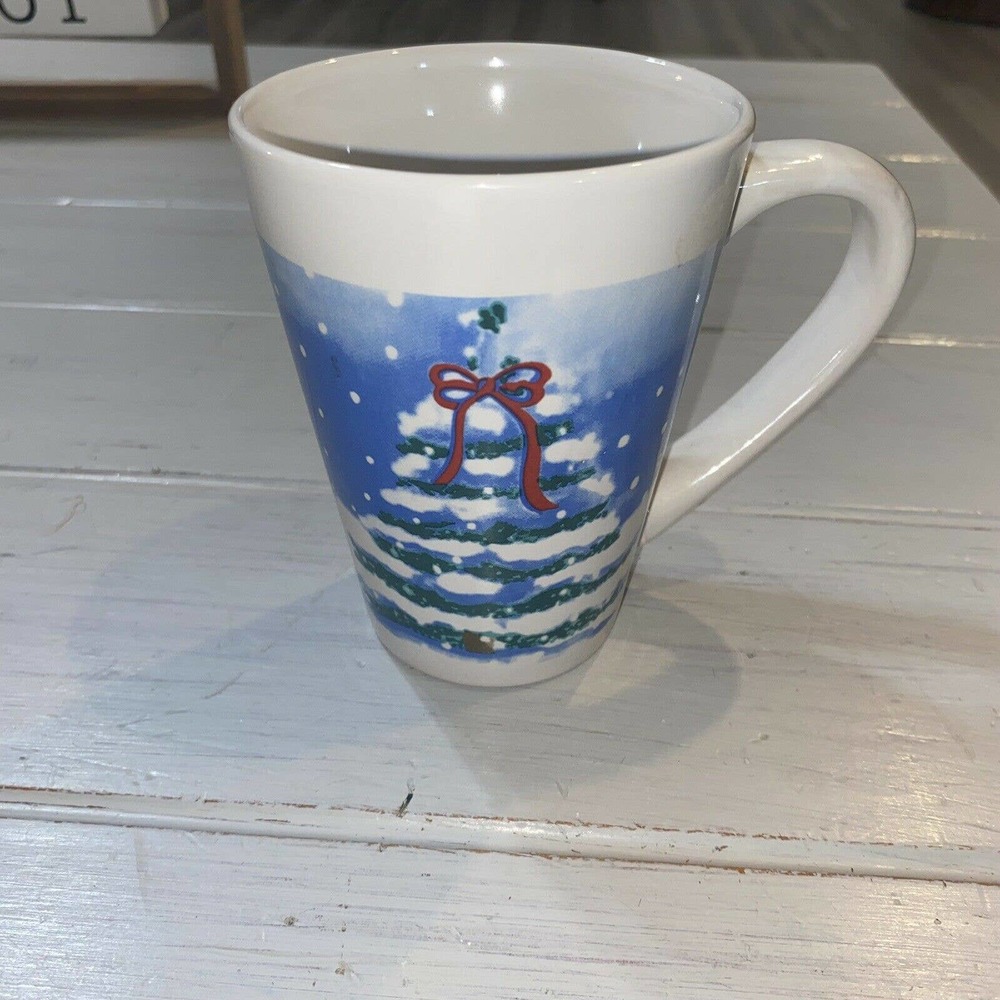 Royal Norfolk Blue White Tree Christmas Holiday Coffee Cocoa Tea Cup Mug EUC